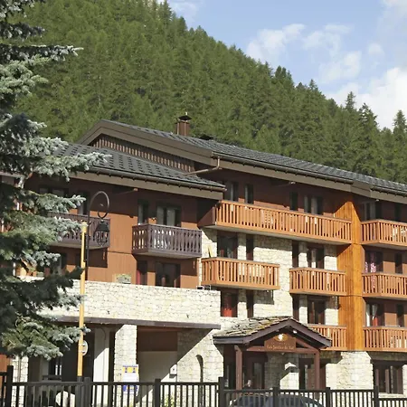 Aparthotel Résidence Odalys Les Jardins De Val Et Les Verdets Val-dʼIsère