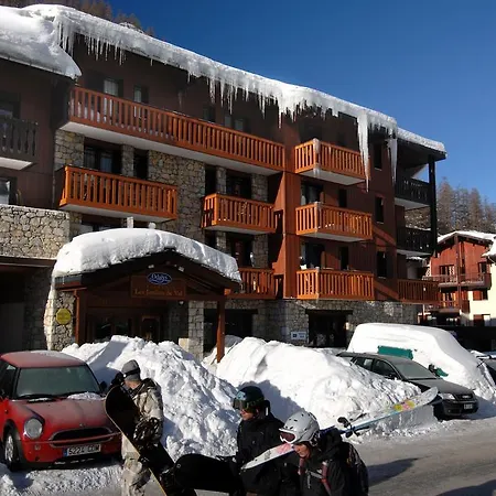 Aparthotel Résidence Odalys Les Jardins De Val Et Les Verdets Val-dʼIsère